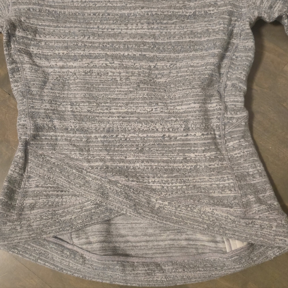 🌟Lululemon Close To Crossing Long Sleeve Thumbhole Rulu Running Shirt - Picture 4 of 5